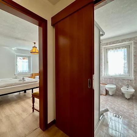 Central Apartment Canazei