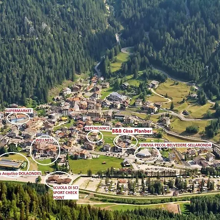 公寓 Central Apartment Canazei