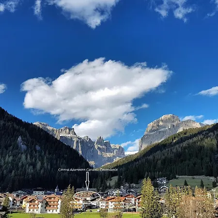 Central Apartment Canazei Appartement Canazei