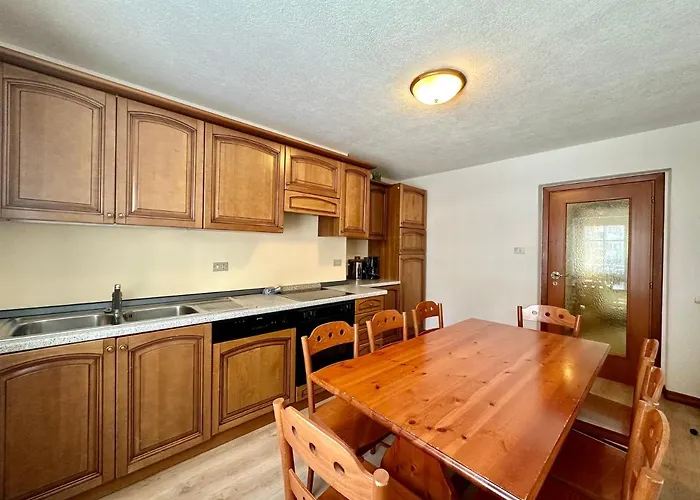 Apartment Central Apartment Canazei *