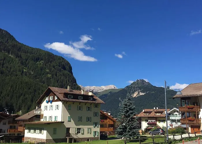 Central Apartment Canazei Canazei