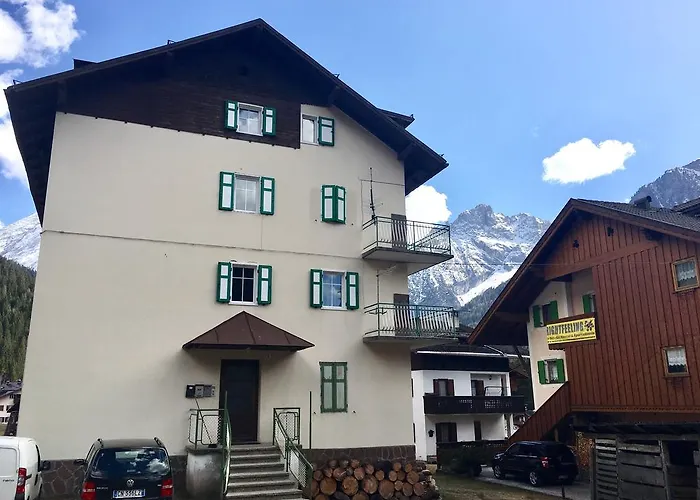 Central Apartment Canazei カナツェーイ