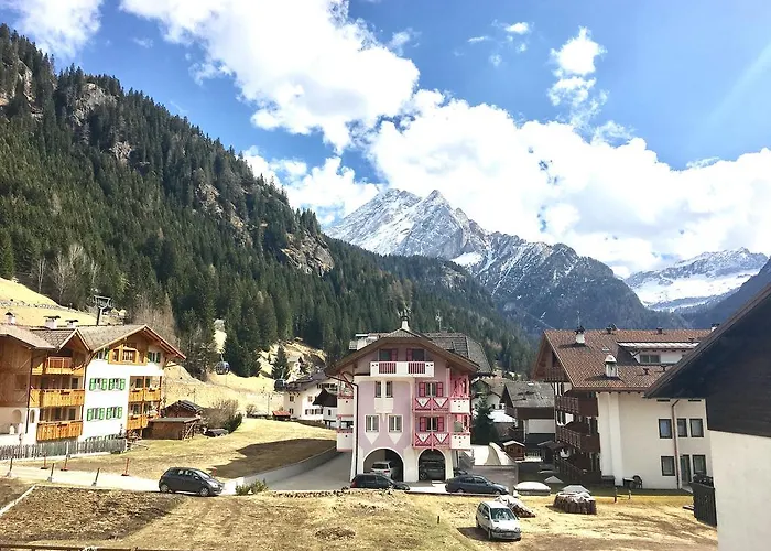 Central Apartment Canazei Apartment Canazei