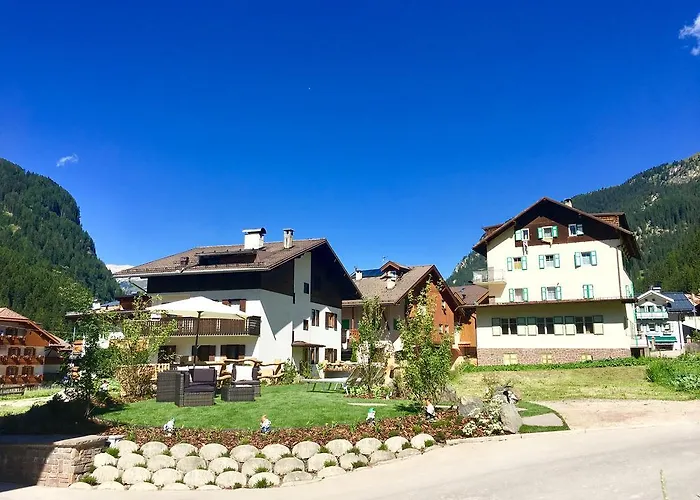 Central Apartment Canazei * Canazei