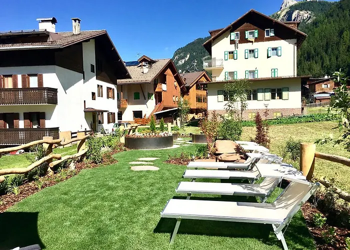 Central Apartment Canazei Apartman Canazei