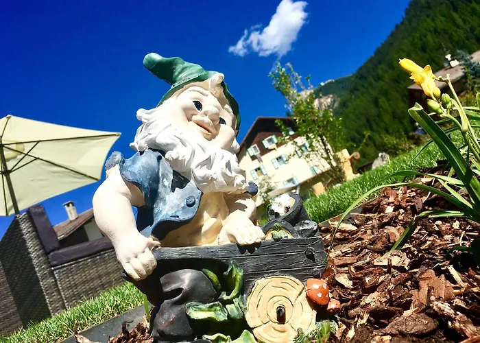 Central Apartment Canazei Apartment *