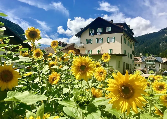 Apartment Central Apartment Canazei *